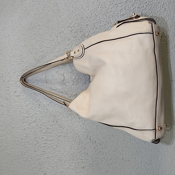 Coach Ivory Leather "Edie" - Picture 6 of 14